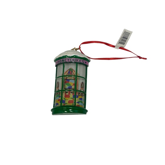 2022 Universal Studios Harry Potter Honeydukes Window Ornament - Picture 2 of 3